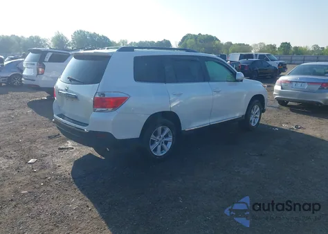 2011 Toyota Highlander Se V6 from USA, damaged, VIN 5TDZK3EH3BS029820